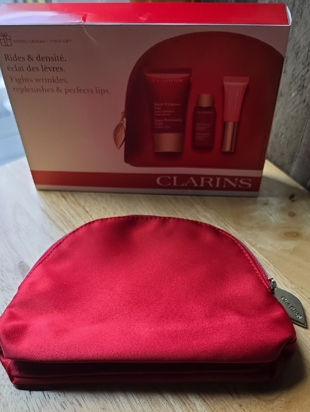 Clarins Red Skincare Trio with Red Pouch - Picture 2 of 3
